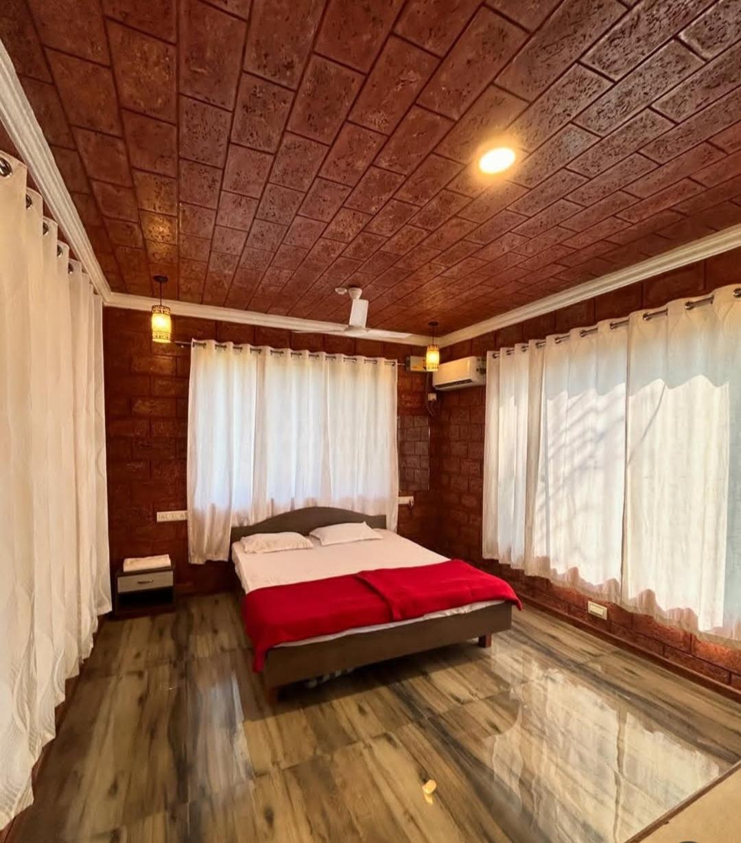 Redstone Farmhouse Kashid ภายนอก รูปภาพ